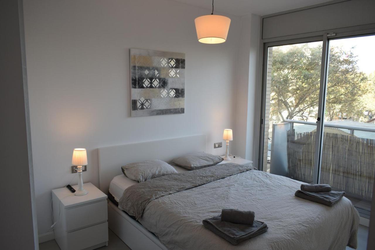 סנט אדריה דה בסוס Magnificent Apartment Close To The Beach מראה חיצוני תמונה